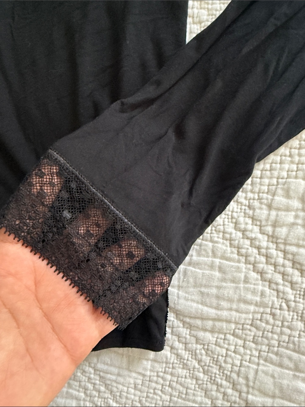 VICTORIA'S SECRET WOMEN'S BLACK LACE SIDES TRIM SUPERSOFT MODAL PAJAMA SET Sz XS - Picture 9 of 16
